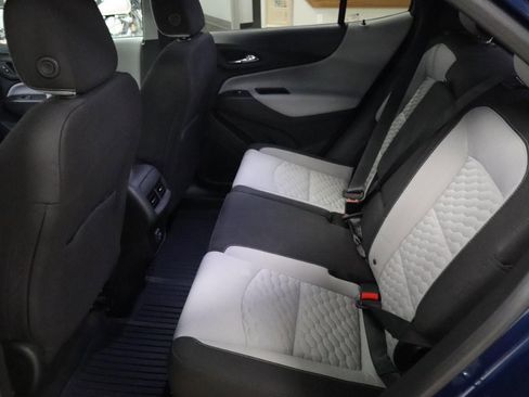 Used 2019 Chevrolet Equinox LT image 17