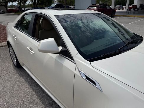 Used 2011 Cadillac CTS Premium RWD image 16
