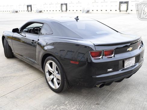 Used 2011 Chevrolet Camaro SS w/ RS Package RWD image 7