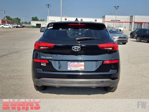 Used 2019 Hyundai Tucson SE image 25