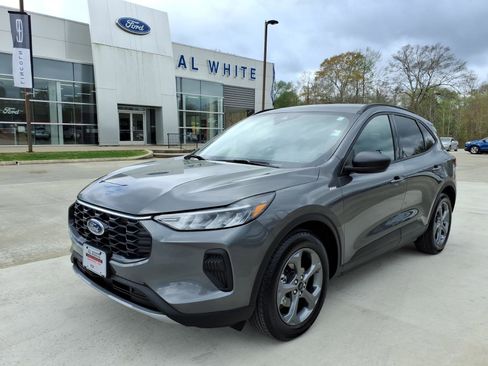 Used 2025 Ford Escape ST-Line image 1