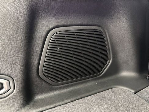New 2026 Jeep Grand Cherokee L Limited RWD image 10