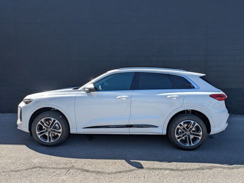 New 2026 Audi Q5 Premium AWD/4WD image 8