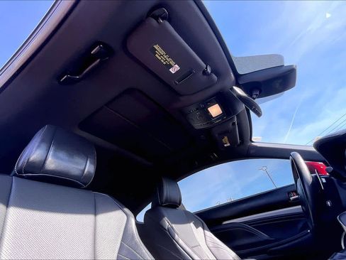 Used 2018 Lexus RC 350 image 11