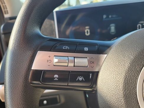 Used 2025 Hyundai Tucson SEL FWD image 28