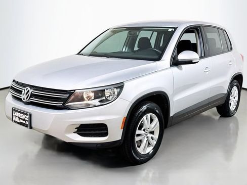Used 2014 Volkswagen Tiguan S FWD image 1