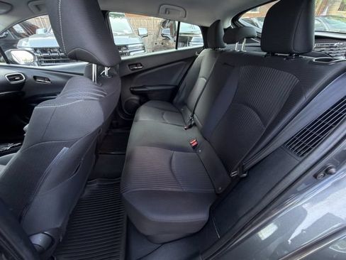 Used 2022 Toyota Prius Prime LE FWD image 25