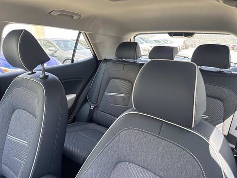 New 2026 Hyundai Venue SEL FWD image 20