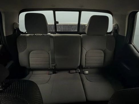 Used 2018 Nissan Frontier PRO-4X AWD/4WD image 18