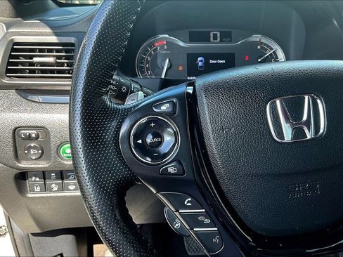 Used 2023 Honda Ridgeline Black Edition image 11