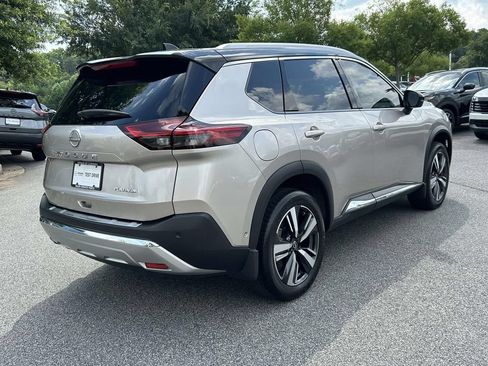 Used 2023 Nissan Rogue Platinum w/ Platinum Premium Package FWD image 5