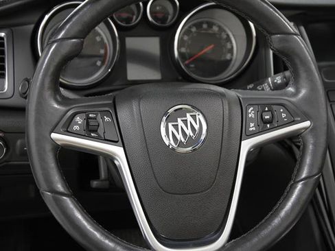 Used 2019 Buick Cascada Premium image 8