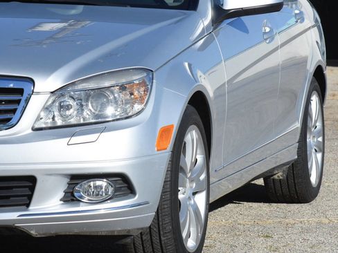 Used 2008 Mercedes-Benz C 300 4MATIC Sedan image 8