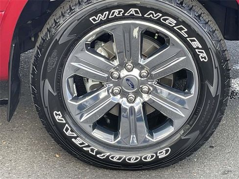 Certified 2019 Ford F150 Lariat w/ Equipment Group 502A Luxury image 37