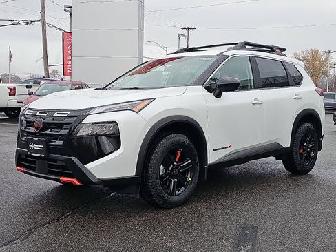 New 2026 Nissan Rogue Rock Creek image 2