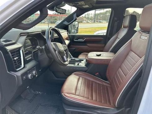Used 2024 GMC Sierra 3500 Denali Ultimate image 21