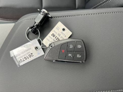 New 2026 Chevrolet Equinox EV RS image 25