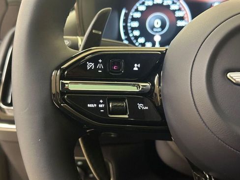 New 2026 Aston Martin DBX 707 AWD/4WD image 20