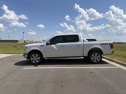 Used 2018 Ford F150 Lariat AWD/4WD image 2