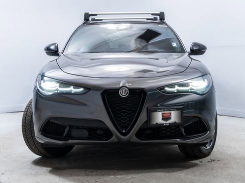 Used 2018 Alfa Romeo Stelvio Ti Sport AWD/4WD image 10