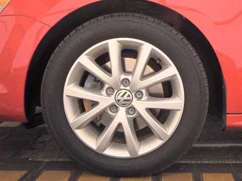 Used 2014 Volkswagen Jetta SE FWD image 9