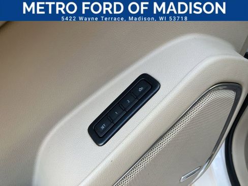 Used 2019 GMC Yukon Denali w/ Denali Ultimate Package image 13