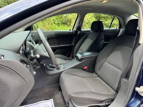 Used 2009 Chevrolet Malibu LT FWD image 10