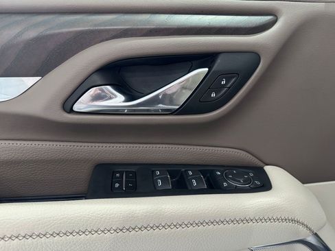Certified 2023 GMC Yukon XL Denali AWD/4WD image 30