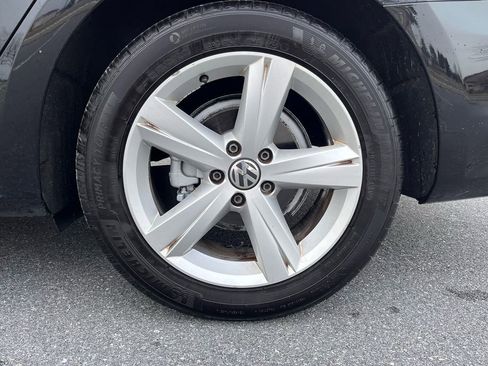 Used 2013 Volkswagen Passat 2.5 SE image 21