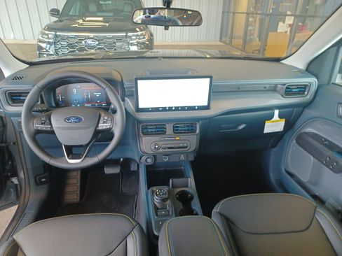 New 2025 Ford Maverick Lobo image 19