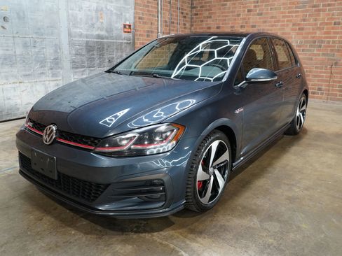 Used 2018 Volkswagen GTI SE FWD image 7