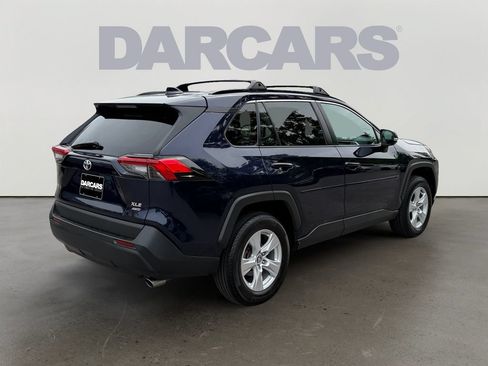 Used 2021 Toyota RAV4 XLE w/ Convenience Package AWD/4WD image 7