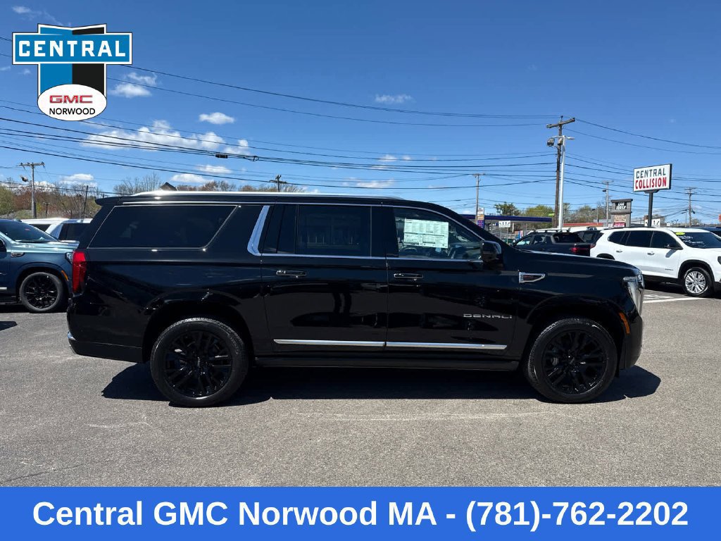 New 2026 GMC Yukon XL Denali w/ Denali Reserve Package AWD/4WD image 7