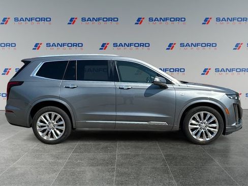 Used 2020 Cadillac XT6 Premium Luxury FWD image 6