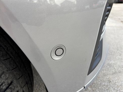 Used 2023 Volvo XC60 B5 Plus w/ Protection Package Premier image 13