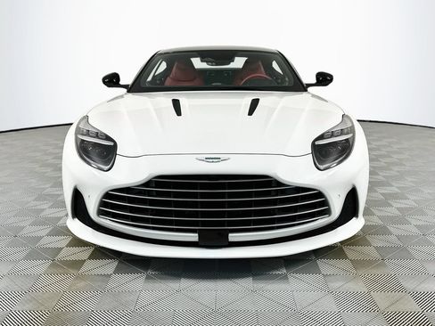Used 2024 Aston Martin DB12 Coupe RWD image 7