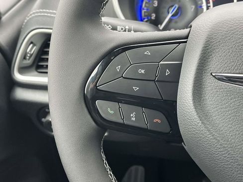 New 2026 Chrysler Pacifica Select image 19