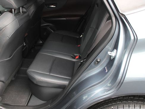 Used 2021 Toyota Venza Limited w/ Advanced Technology Package image 10