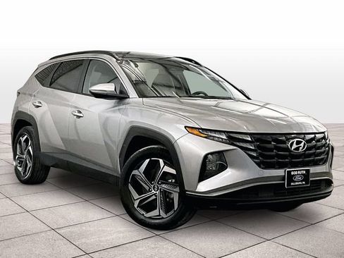 Used 2022 Hyundai Tucson SEL w/ Cargo Package AWD/4WD image 2