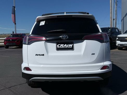 Used 2018 Toyota RAV4 SE w/ Power Extra Value Package image 6