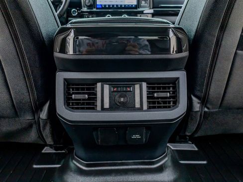 Used 2023 Ford F250 Lariat w/ Lariat Ultimate Package AWD/4WD image 33