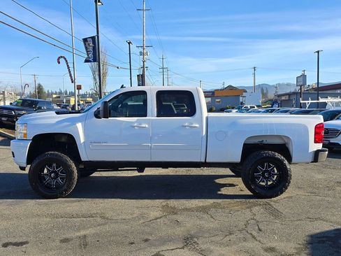 Used 2013 Chevrolet Silverado 2500 LT w/ Z71 Appearance Package image 4