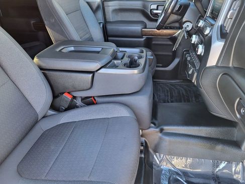 Used 2022 GMC Sierra 2500 SLE w/ Remote Start Package image 11