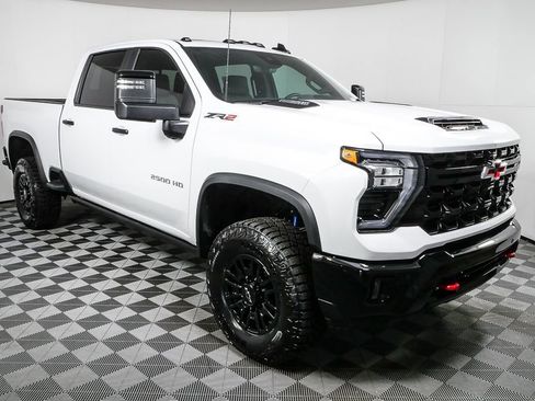 New 2026 Chevrolet Silverado 2500 ZR2 image 27