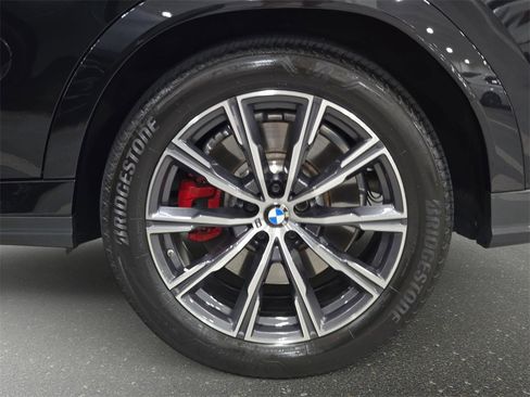 Certified 2025 BMW X6 M60i w/ Dynamic Handling Package image 28