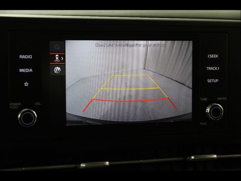 Used 2024 Kia Carnival LX image 36