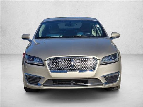 Used 2017 Lincoln MKZ Select w/ Select Plus Package image 3