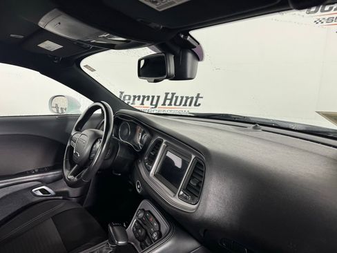 Used 2023 Dodge Challenger SXT image 25