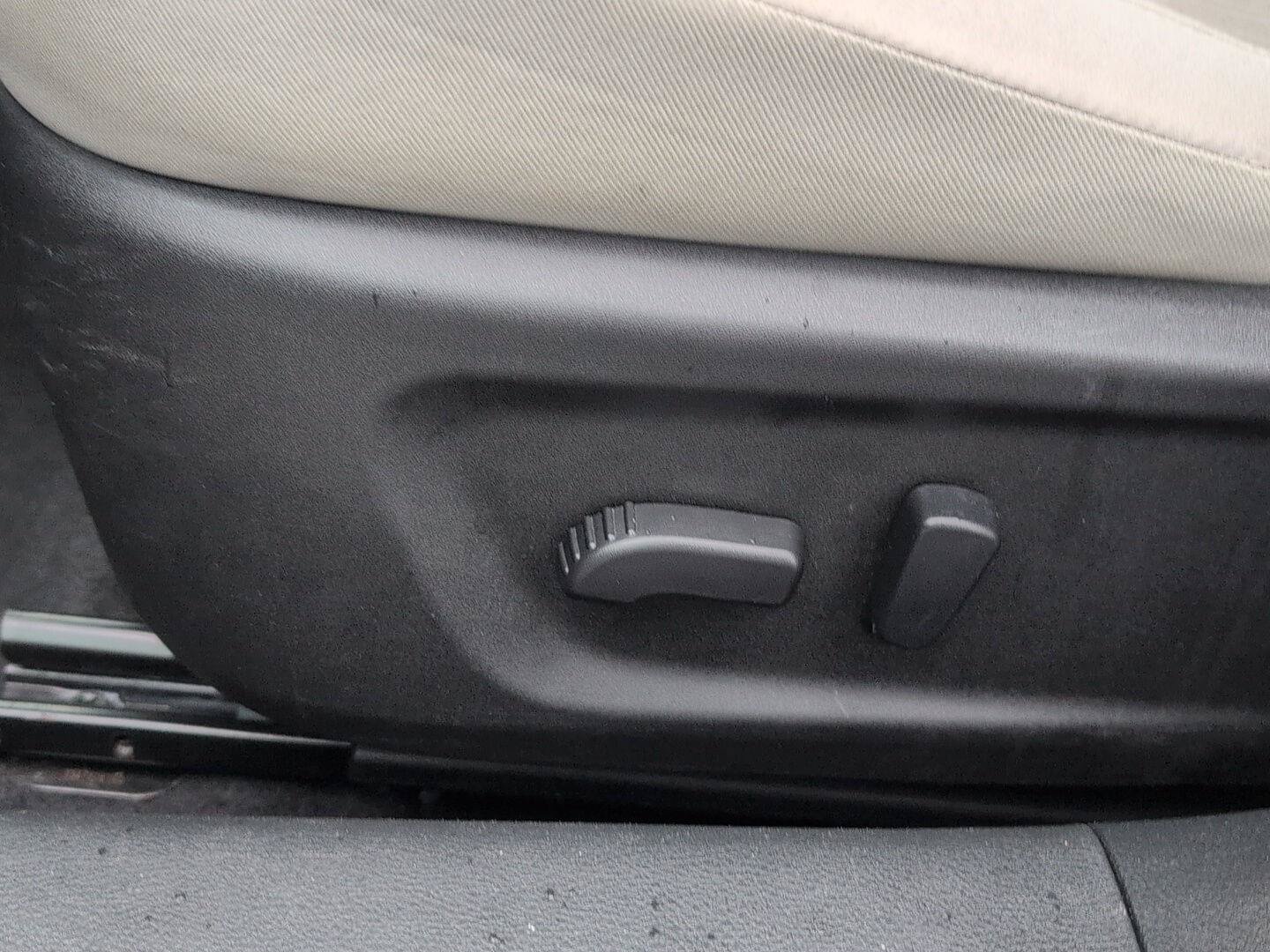 Used 2025 Nissan Altima 2.5 SV FWD image 20