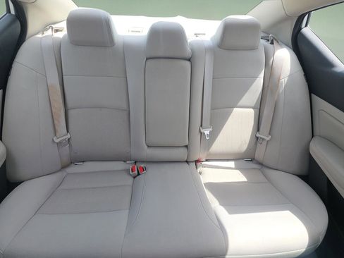 Used 2021 Nissan Altima 2.5 SV FWD image 19